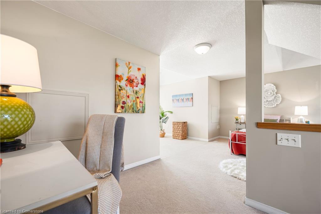 63 Wellington South Property Photo 30