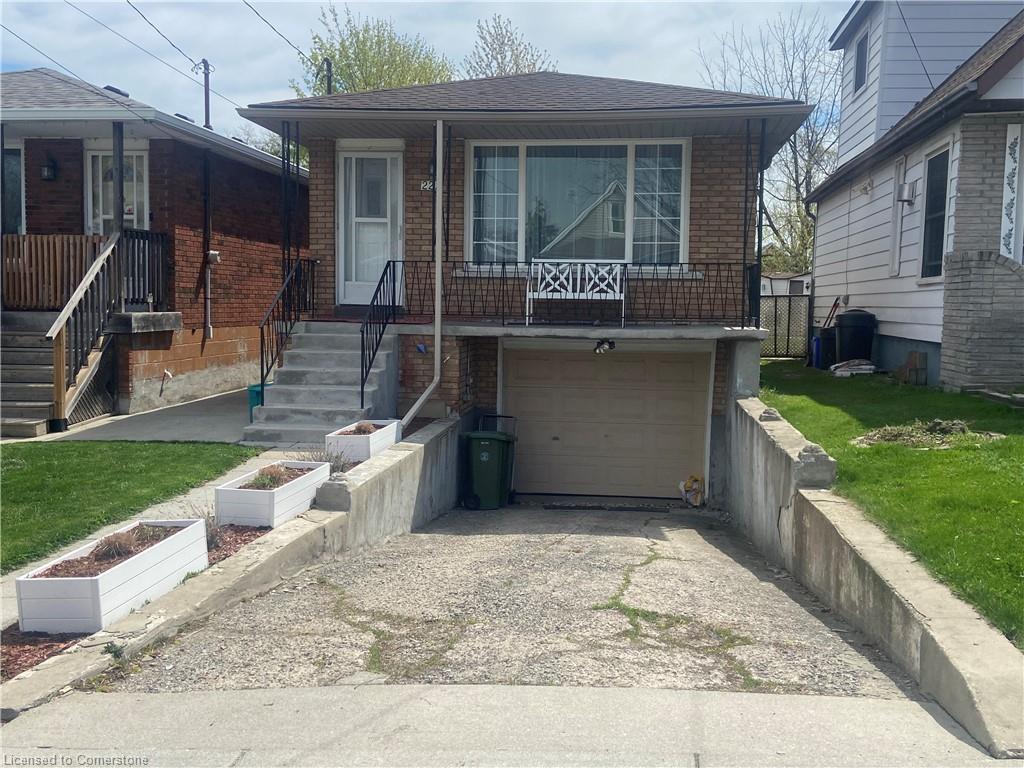 221 East 24th Street Property Photo