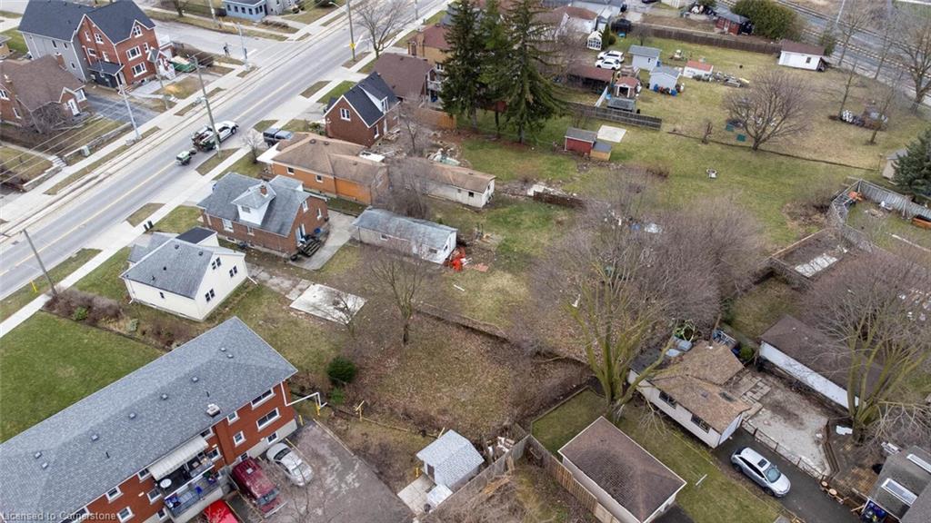 288 Ottawa Street Property Photo 8