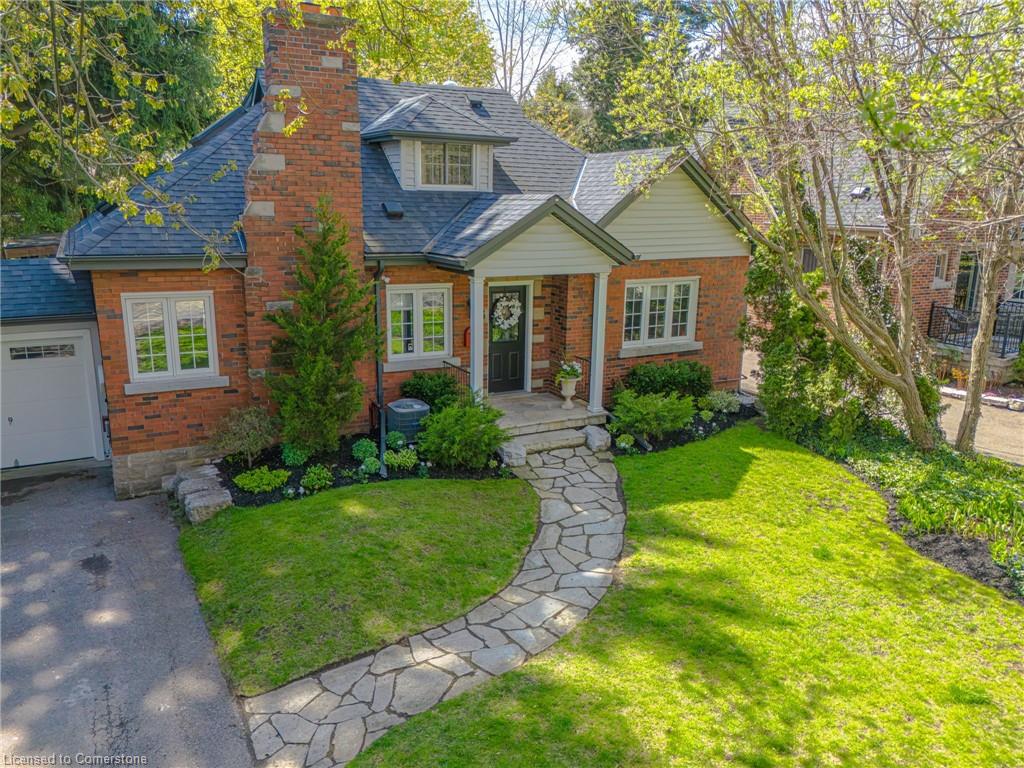 6 Tweedsmuir Avenue Property Photo 1