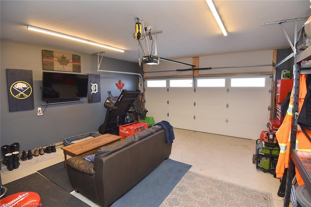 8 Myrtle Street Property Photo 40