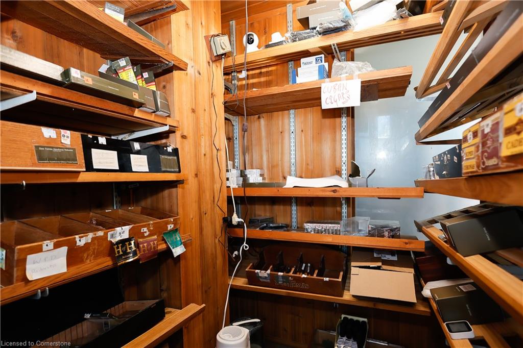 780 Dundas Street Property Photo 16