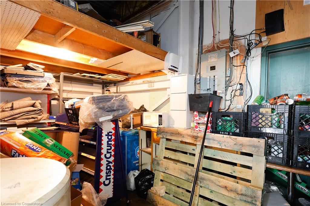 780 Dundas Street Property Photo 20