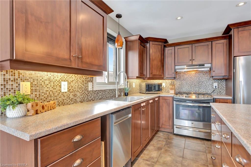 56 Southampton Drive Property Photo 10