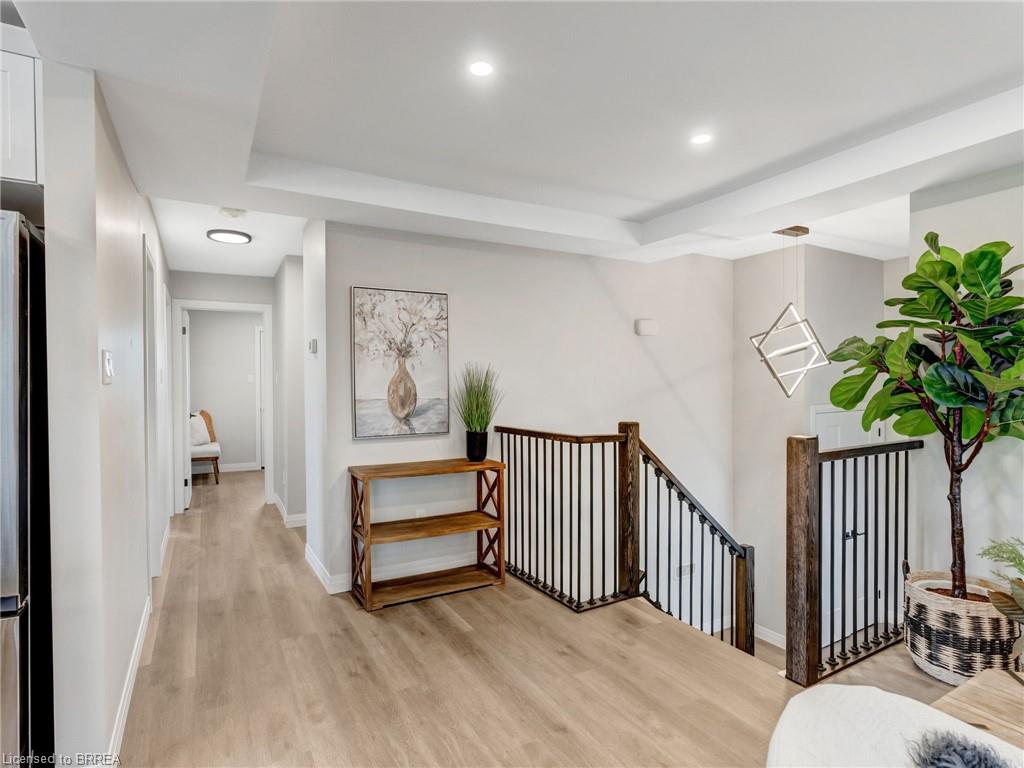52 Fieldgate Drive Property Photo 7