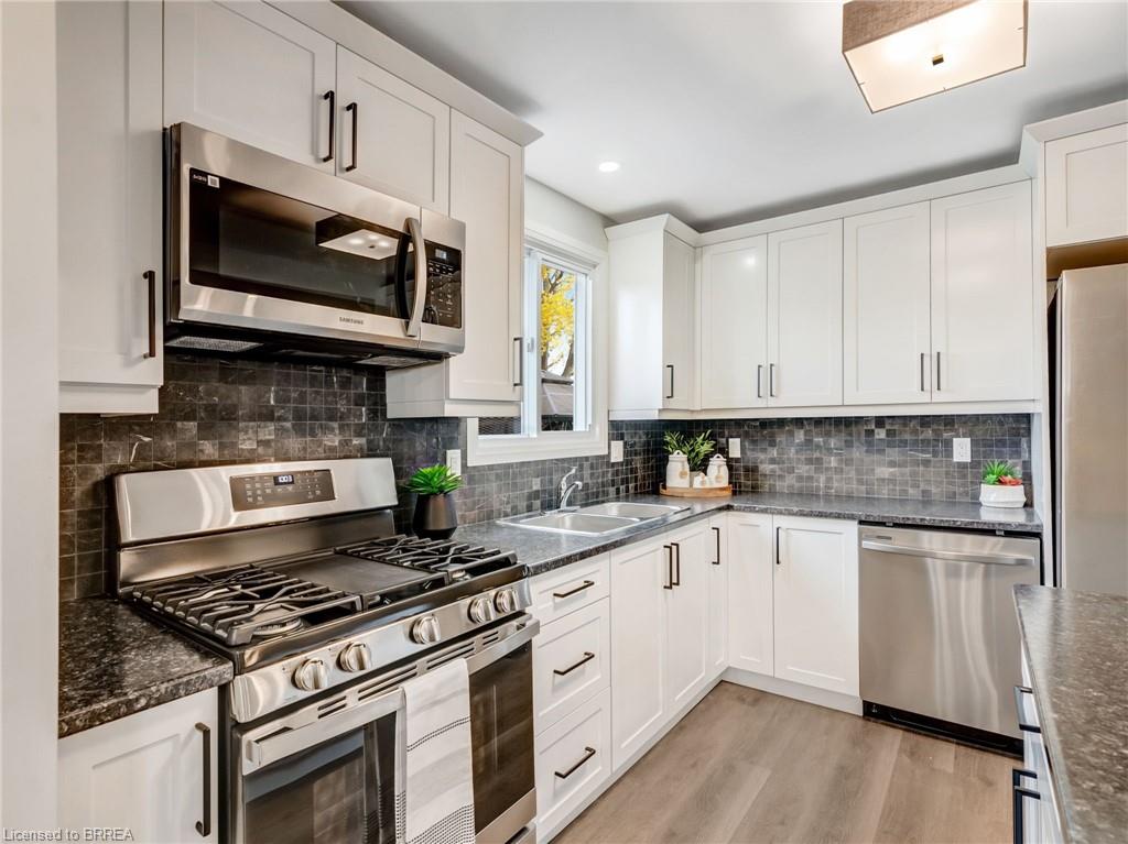 52 Fieldgate Drive Property Photo 18