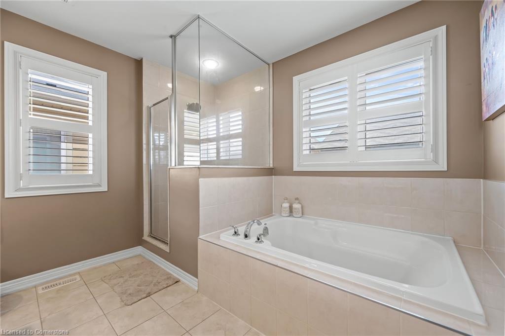 32 Babcock Street Property Photo 27