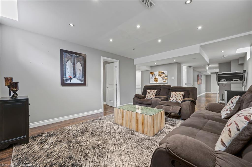 32 Babcock Street Property Photo 36