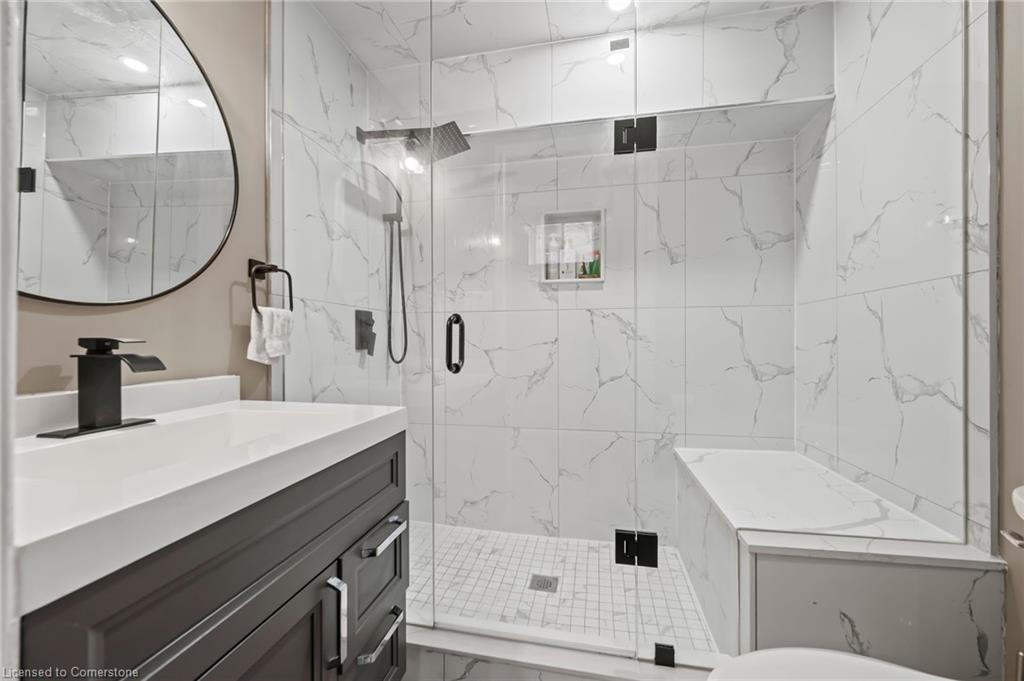 32 Babcock Street Property Photo 37