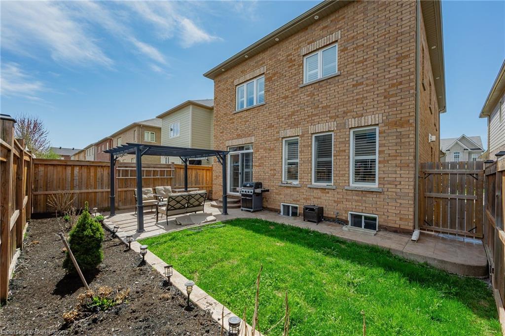 32 Babcock Street Property Photo 41