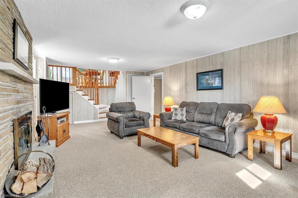 21 Willis Drive Property Photo 27
