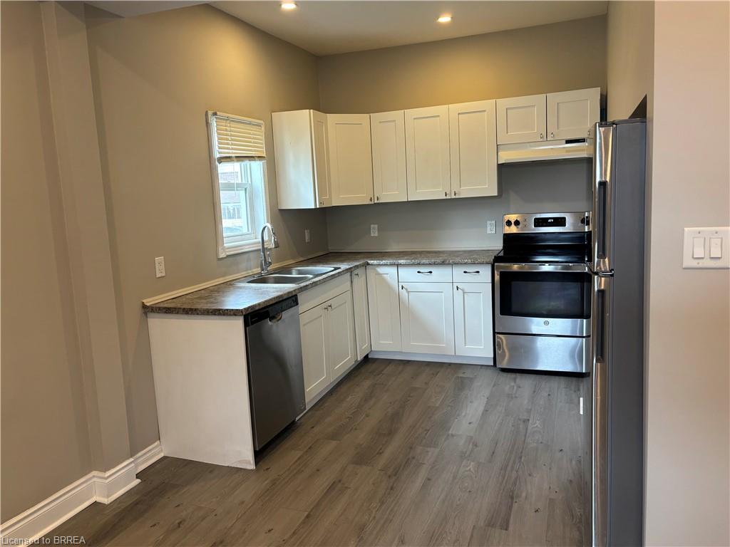 196 Marlborough Street Property Photo 3