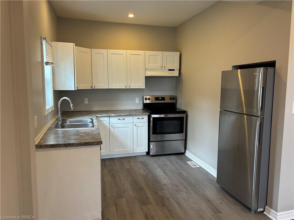 196 Marlborough Street Property Photo 4
