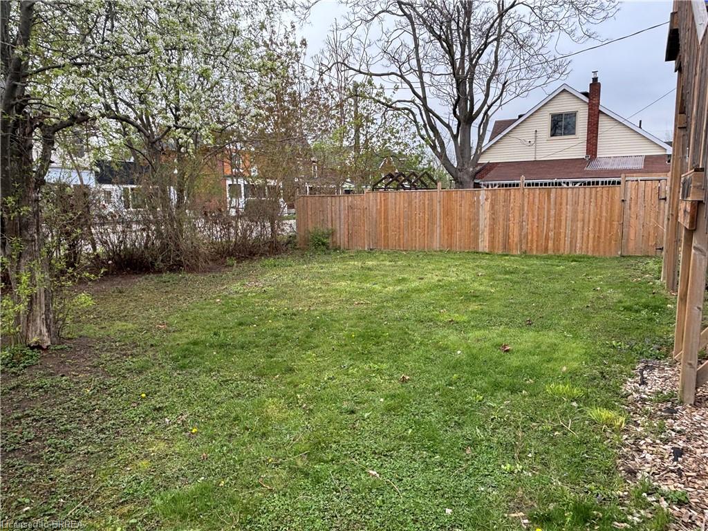 196 Marlborough Street Property Photo 27