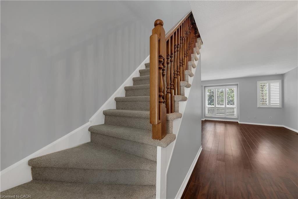 304-895 Maple Avenue Property Photo 25