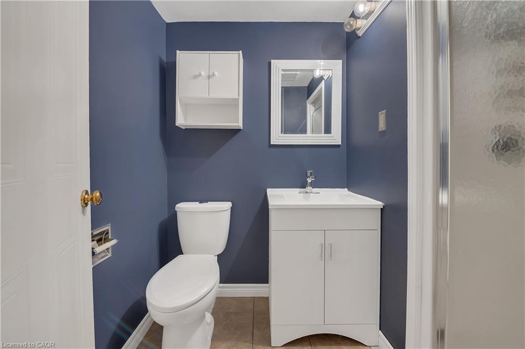 304-895 Maple Avenue Property Photo 38
