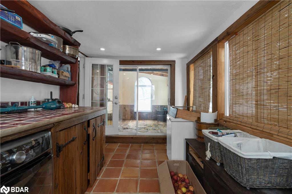 73 15/16 Sideroad Property Photo 30