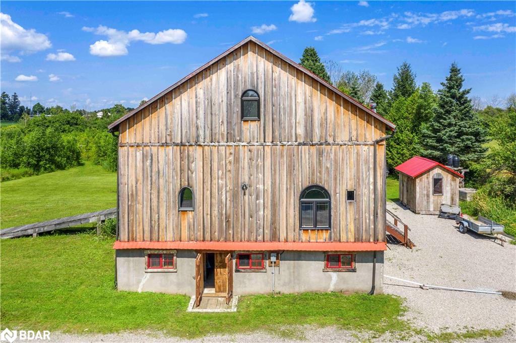 73 15/16 Sideroad Property Photo 33