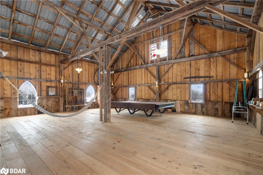 73 15/16 Sideroad Property Photo 37
