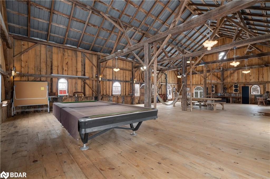 73 15/16 Sideroad Property Photo 39