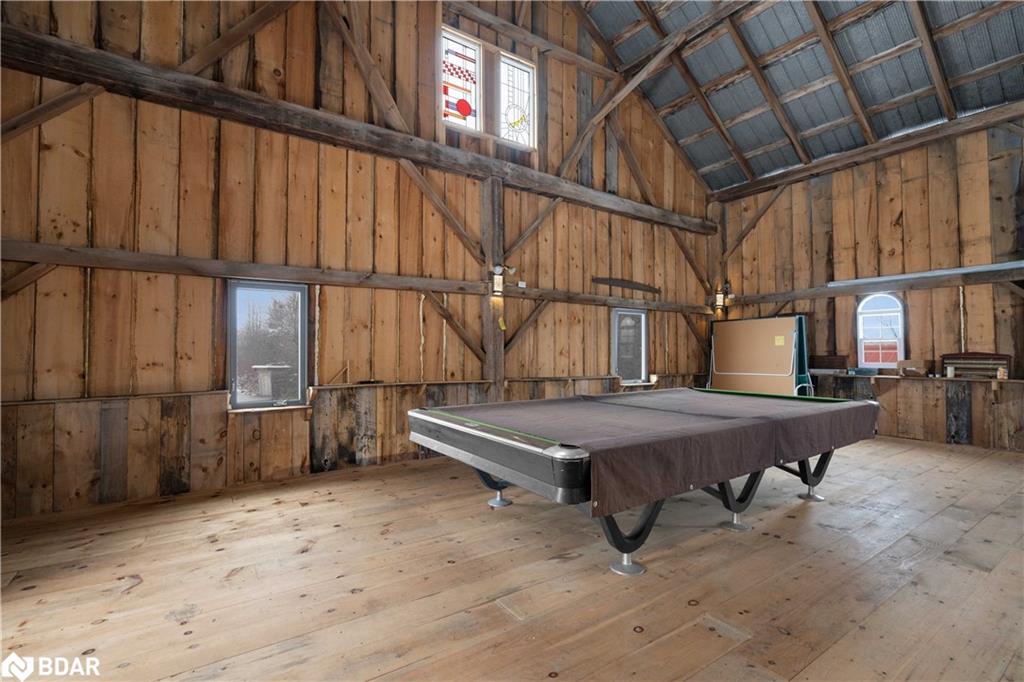 73 15/16 Sideroad Property Photo 40