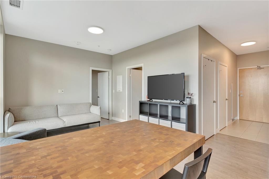 1008-100 Garment Street Property Photo 12