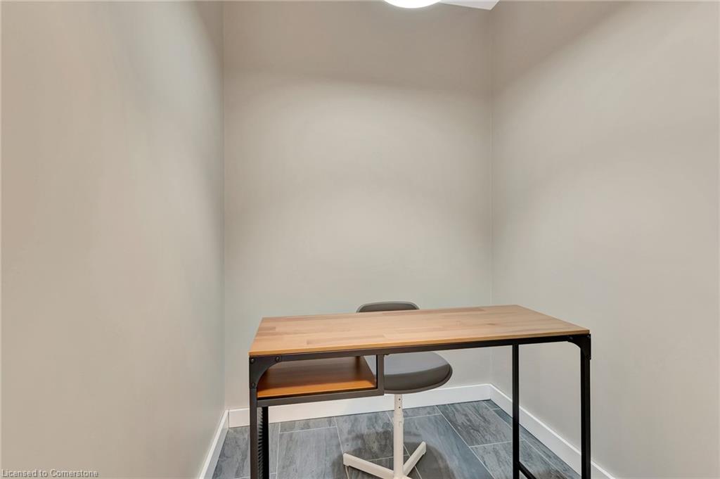 1008-100 Garment Street Property Photo 24