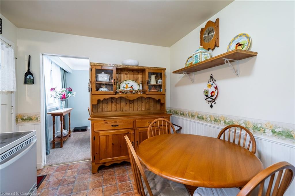 611 Woodview Road Property Photo 17