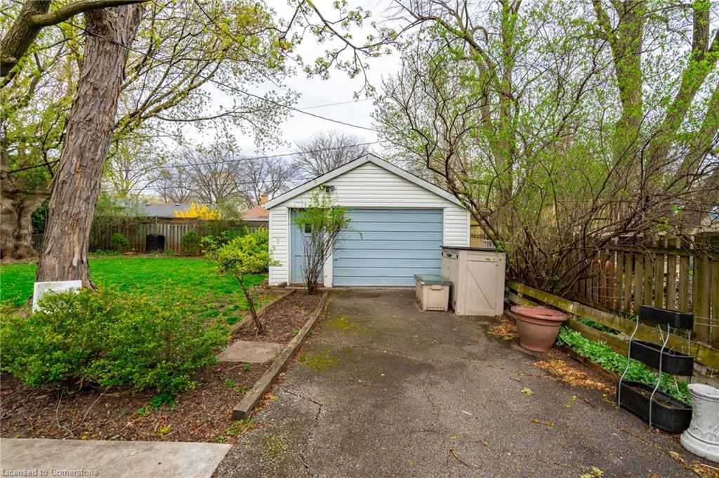 611 Woodview Road Property Photo 45