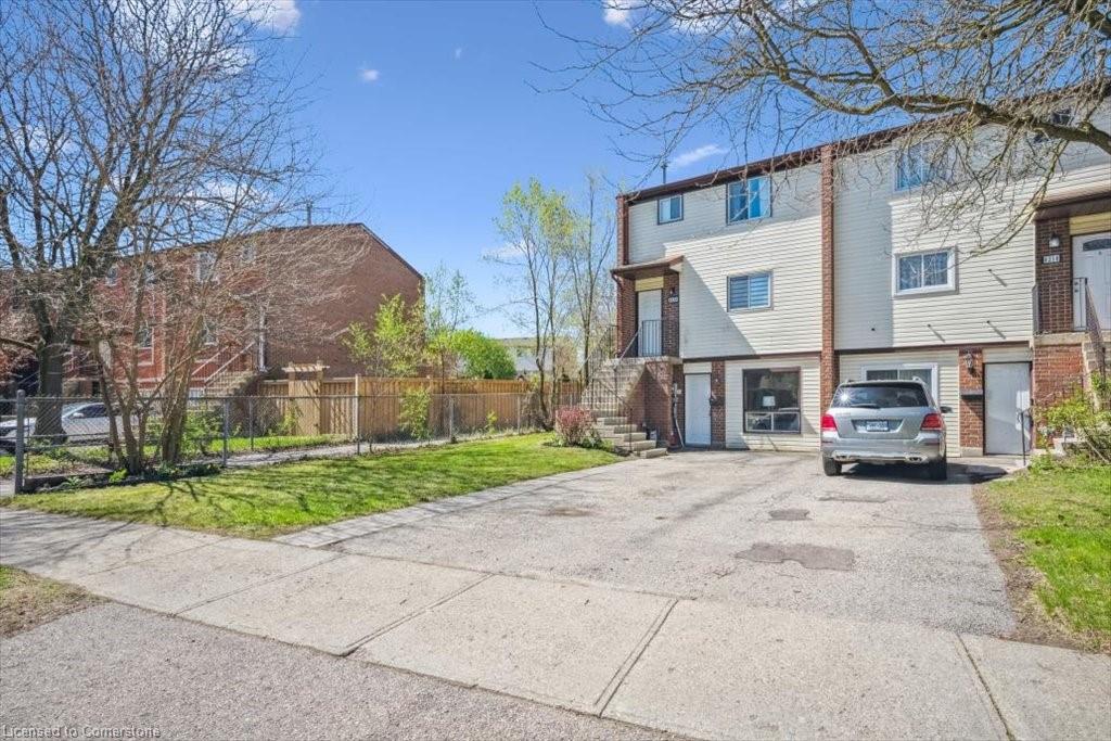 A-421 Bairstow Crescent Property Photo 2