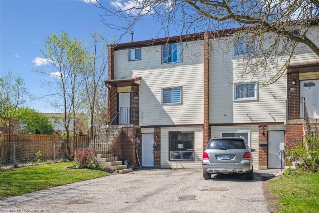 A-421 Bairstow Crescent Property Photo 3