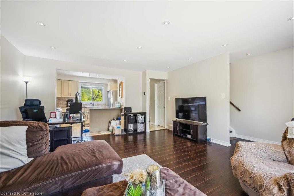 A-421 Bairstow Crescent Property Photo 20