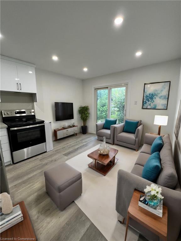 10 Jamie Ann Street Property Photo 1