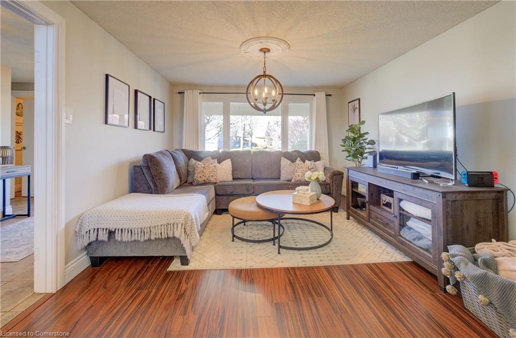 47 Manor Drive Property Photo 12