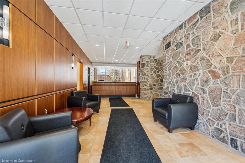380 Hibernia Street Property Photo 16