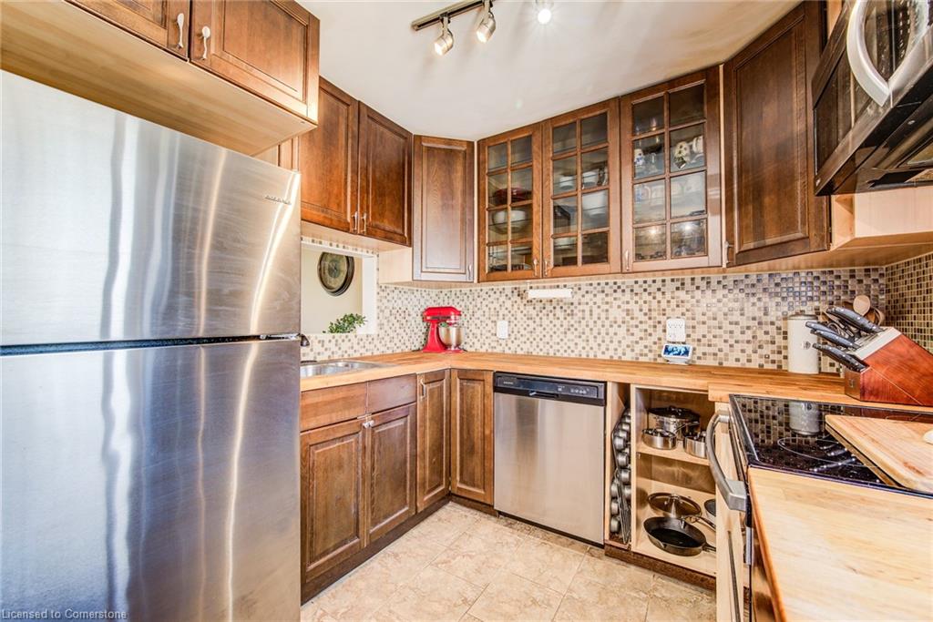 26-111 Traynor Avenue Property Photo 21