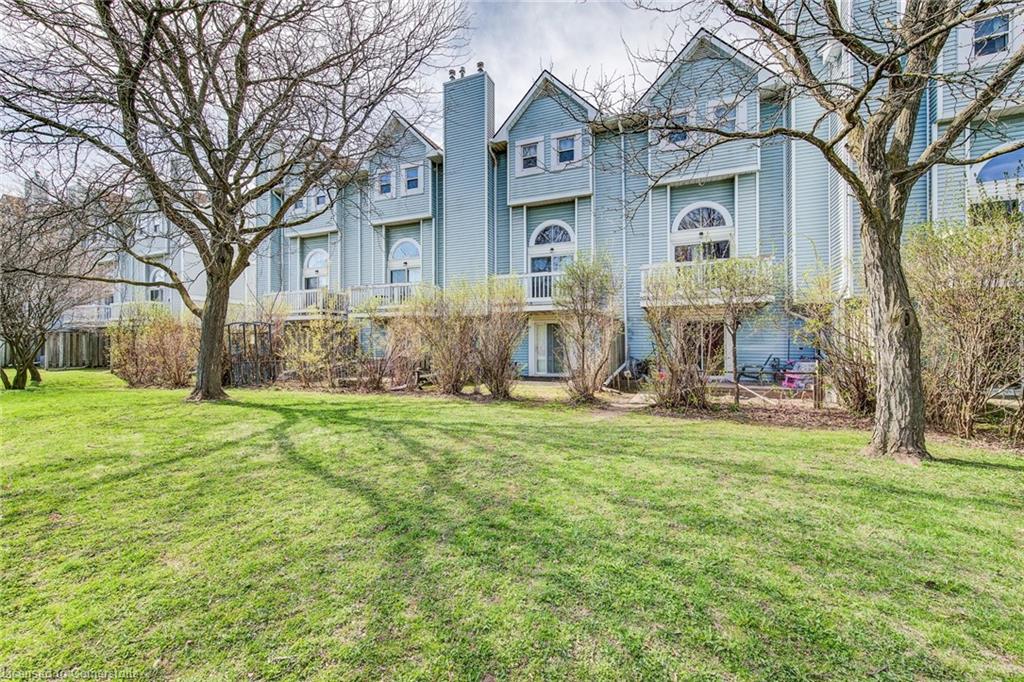 26-111 Traynor Avenue Property Photo 41