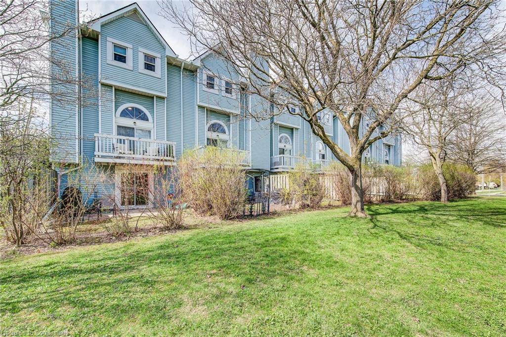 26-111 Traynor Avenue Property Photo 43