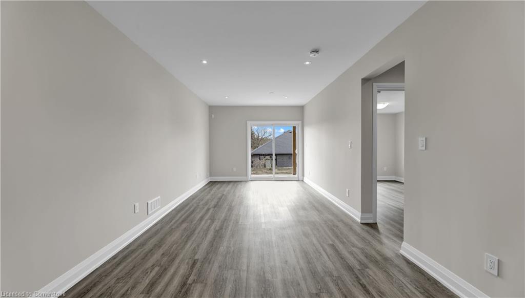 800 Garden Court Crescent Property Photo 16