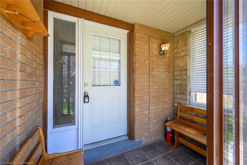 2 Par Place Property Photo 2