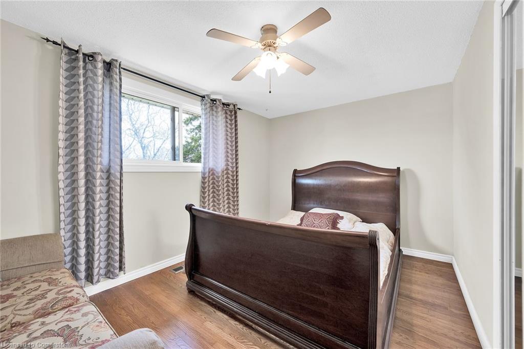 2 Par Place Property Photo 7