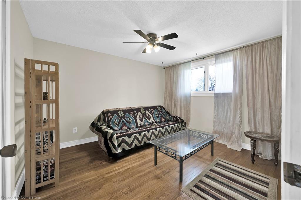 2 Par Place Property Photo 10