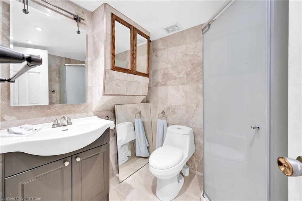 2 Par Place Property Photo 17