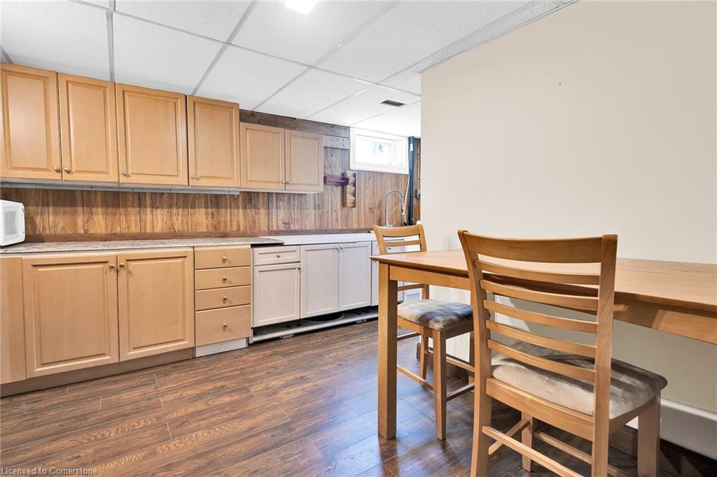 2 Par Place Property Photo 19