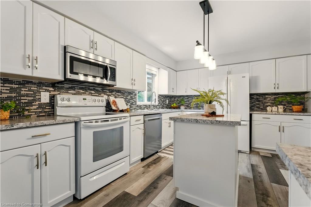 9 Sandalwood Drive Property Photo 12