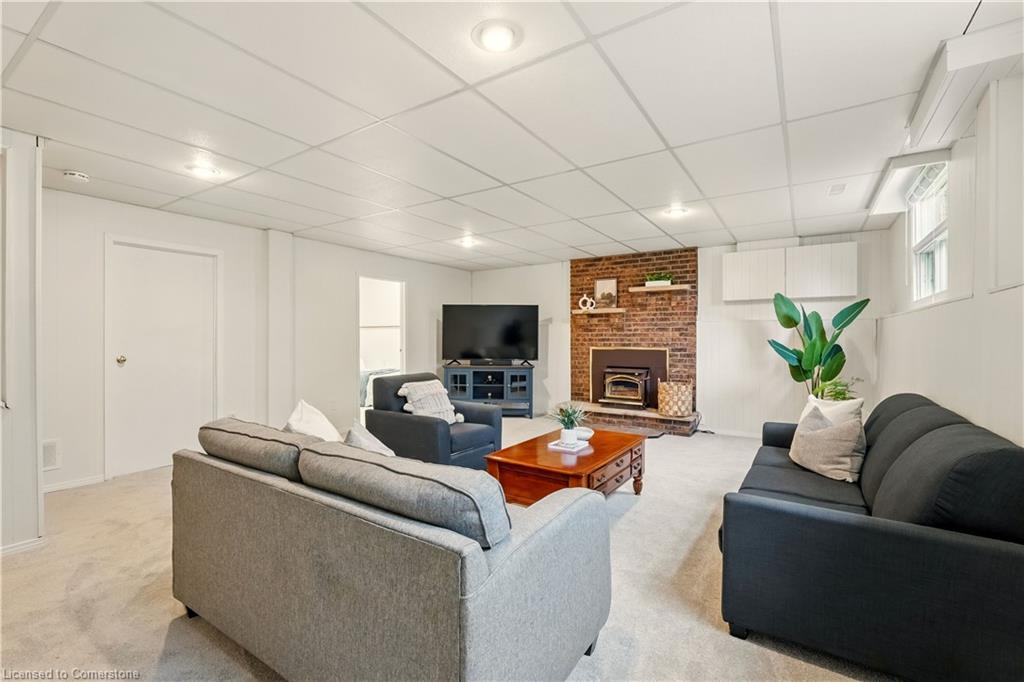 9 Sandalwood Drive Property Photo 27