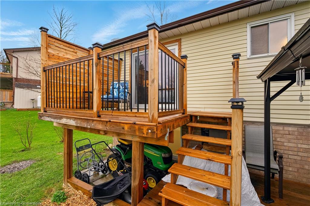 9 Sandalwood Drive Property Photo 35