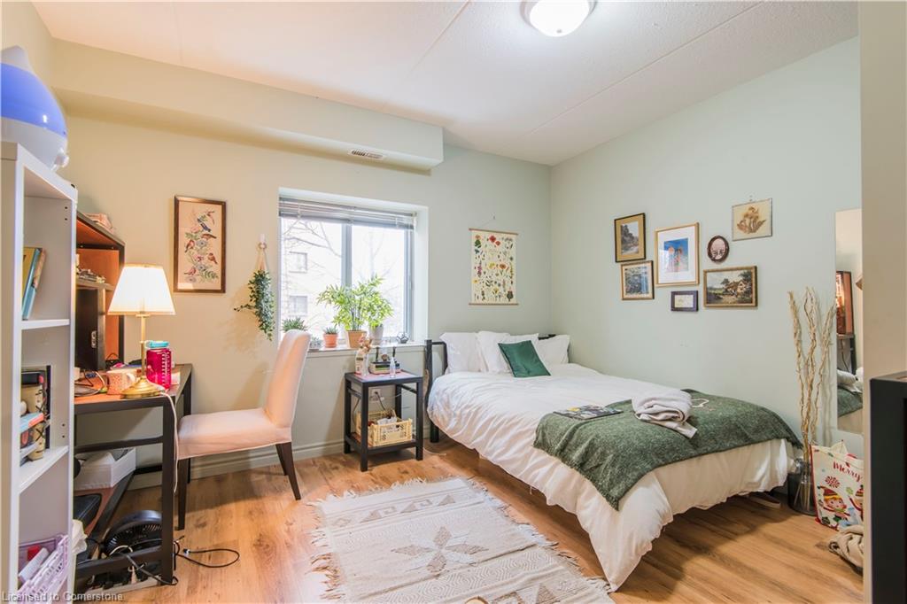 188 King Street N Property Photo 10