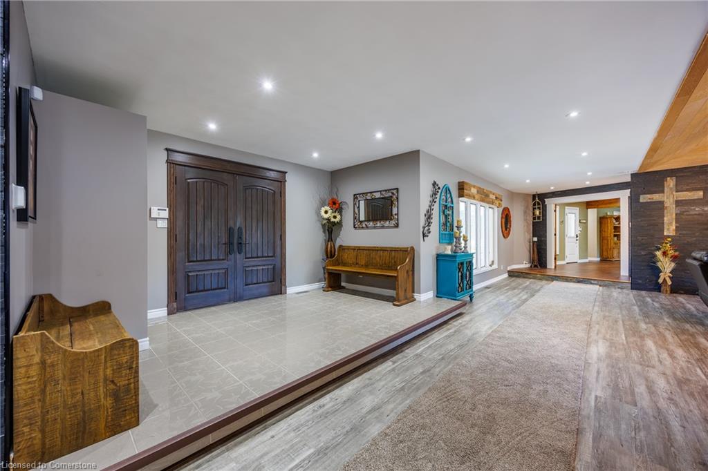 1285 Cockshutt Road Property Photo 12
