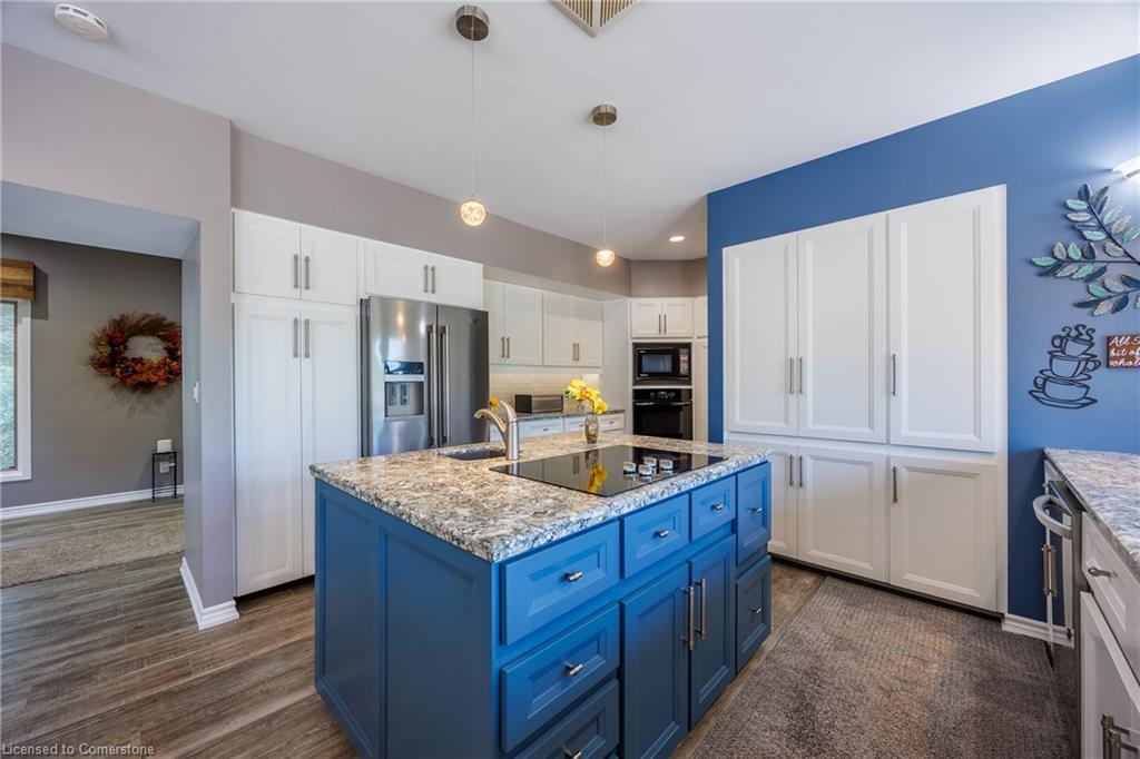 1285 Cockshutt Road Property Photo 19